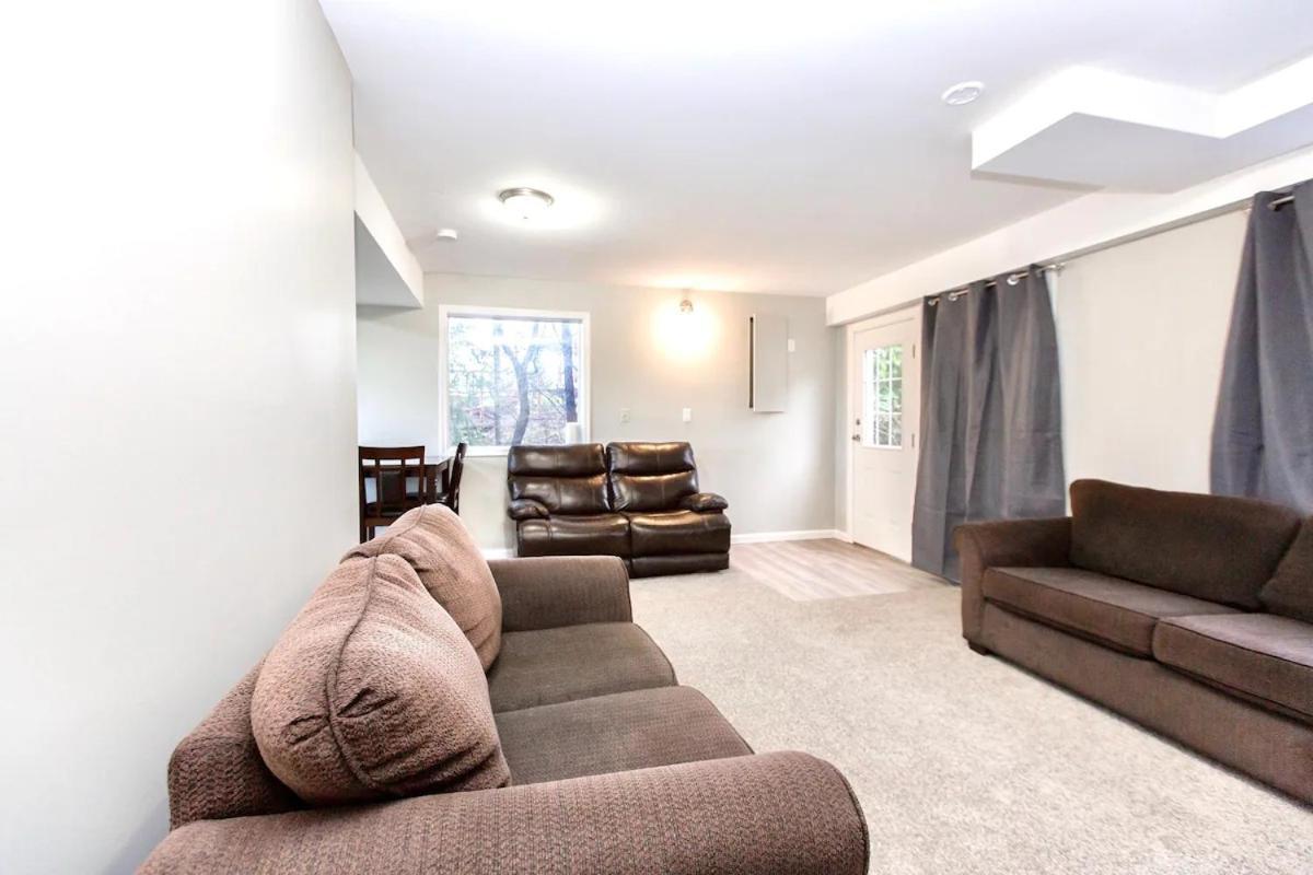 Stunning Home With Amazing Views Near The City Victoria Exterior foto